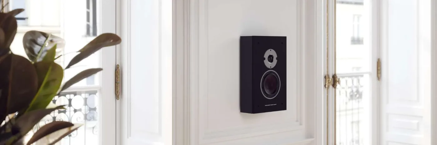 OBERON ON-WALL C | Flexible wireless on-wall speaker | DALI OBERON ON-WALL C | Flexible wireless on-wall speaker | DALI
